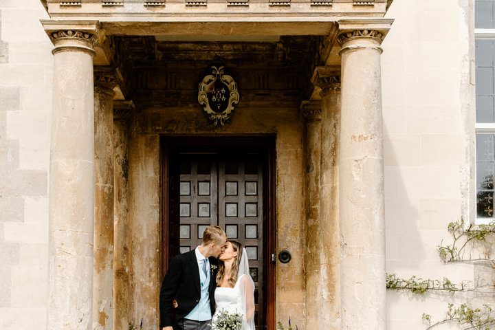 Dazzling blues, bows and a whole lot of love