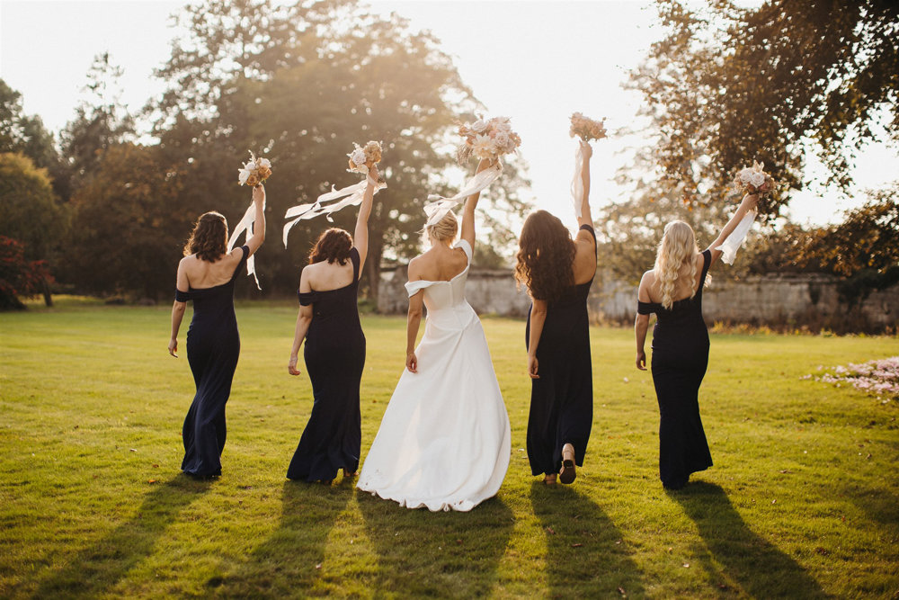 An Autumnal wedding with a touch of Hollywood Glamour
