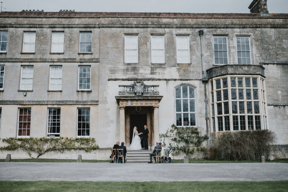 Outdoor weddings are legal!