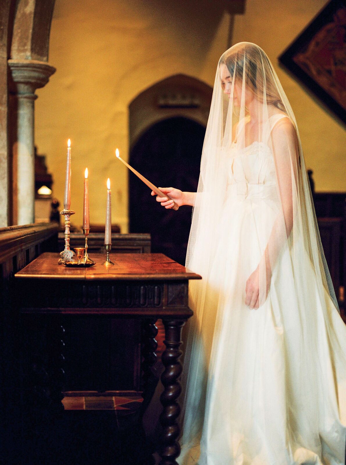 bride church wedding veil