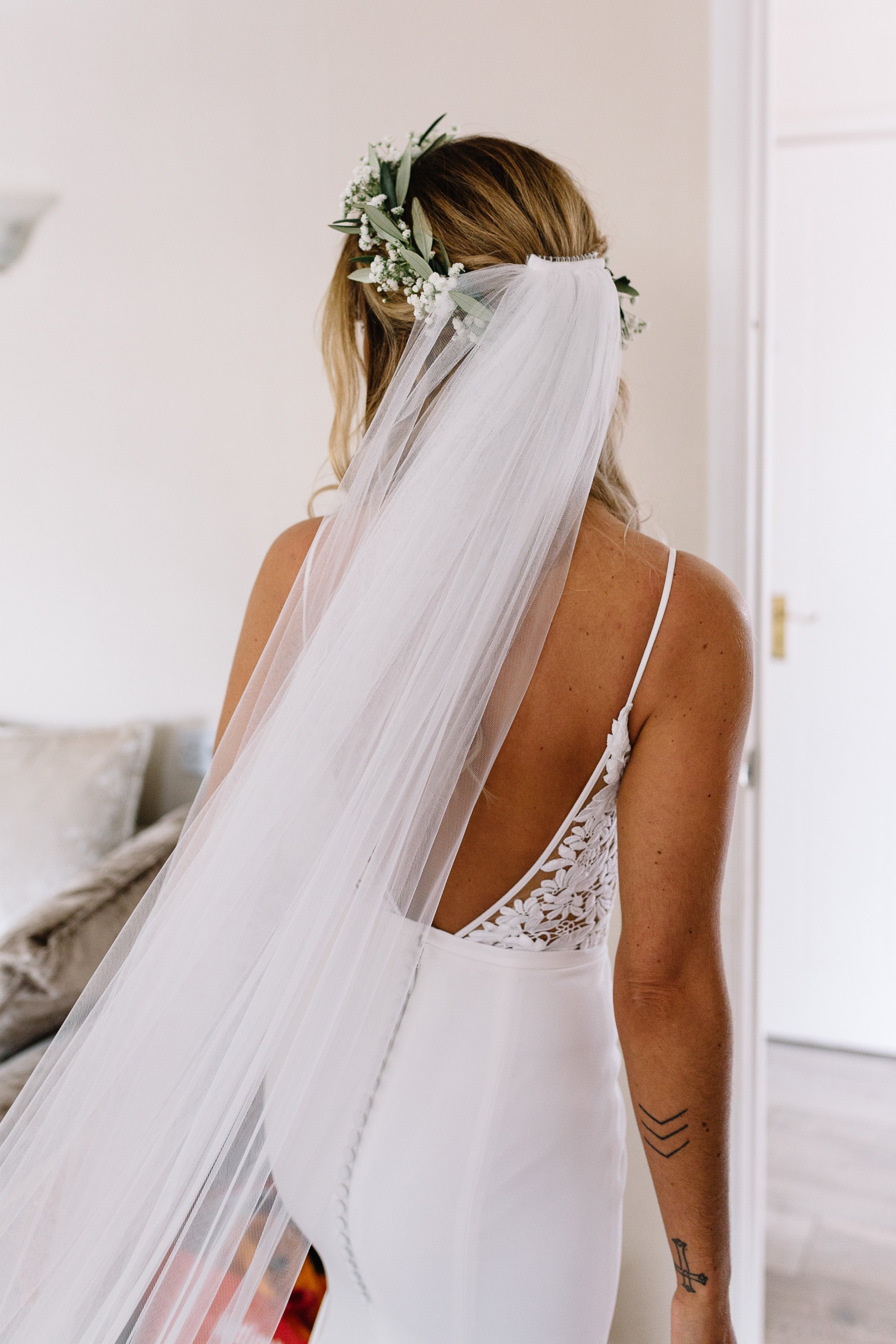 Long veil for a boho bride in 2021