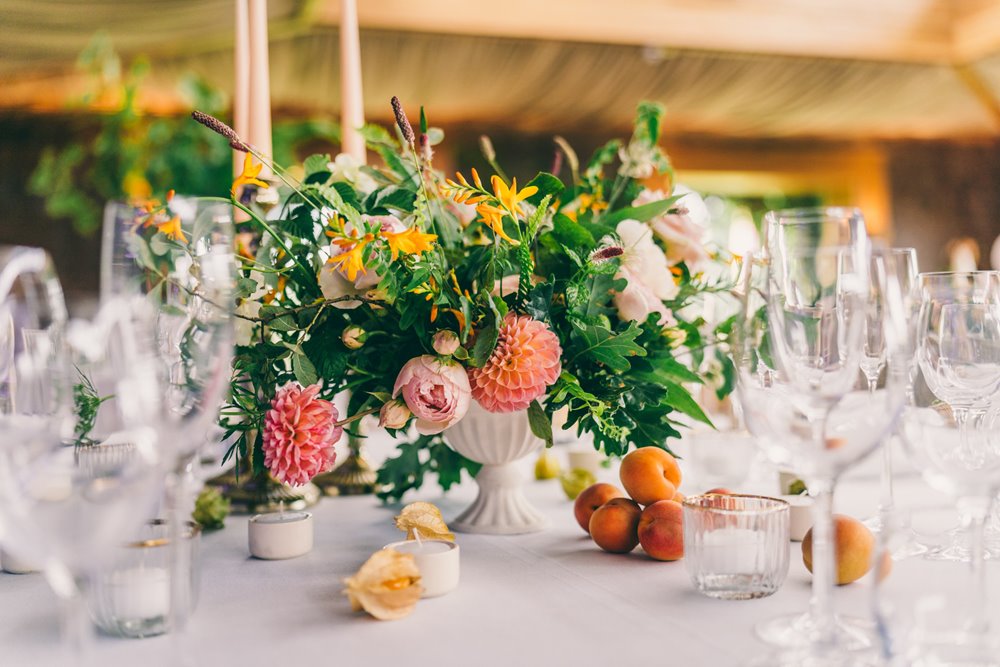 Beautiful september wedding flowers and fruit for natural and unusual decor ideas for late summer weddings
