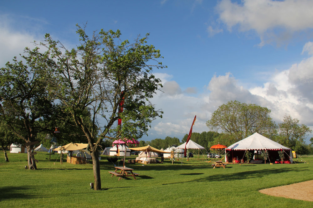 Outdoor weddings are legal!