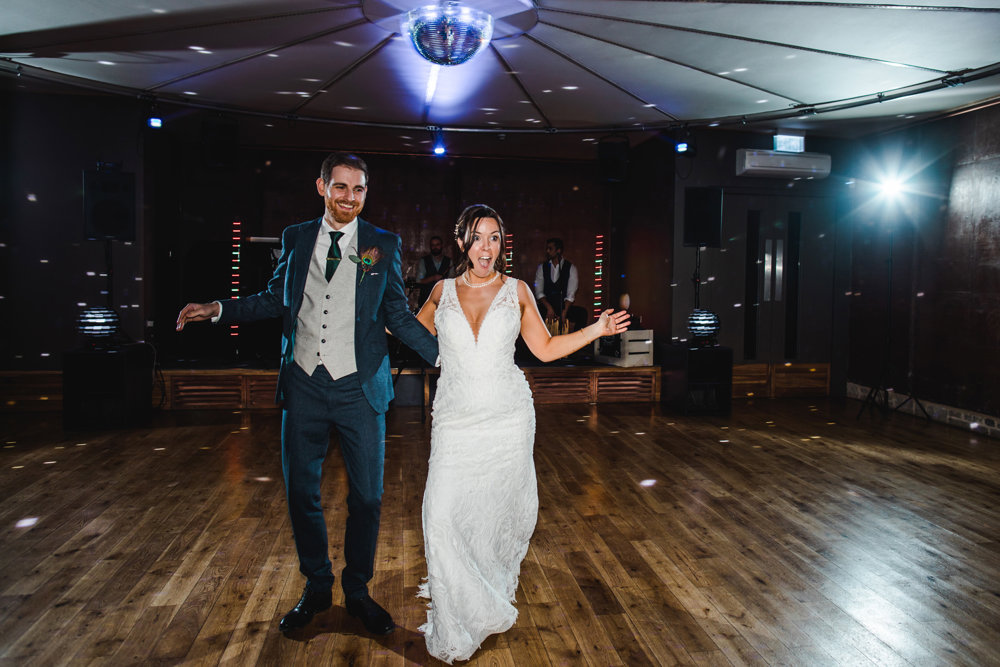 Weekend wedding with a 70s disco after party