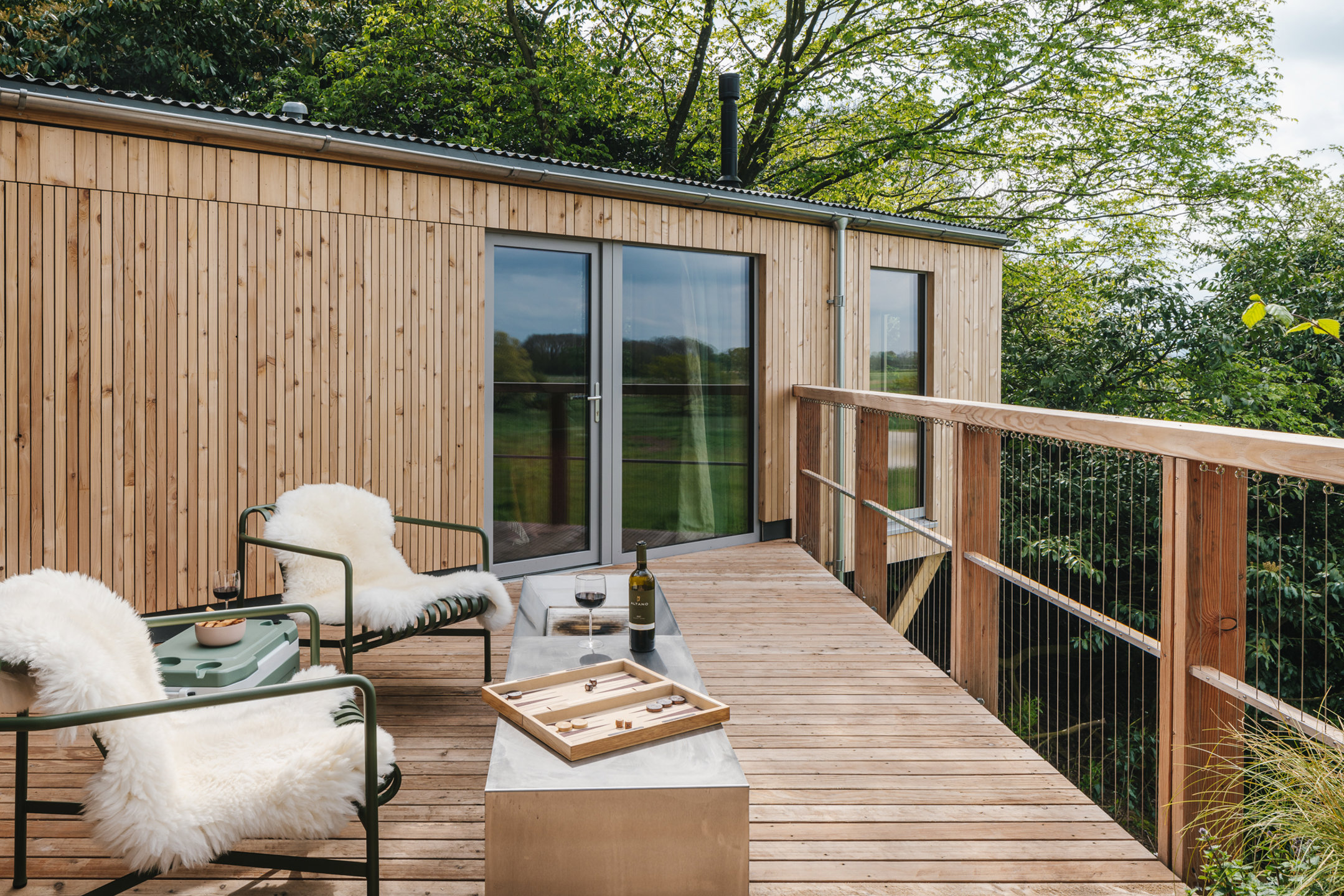 Elmore Court - Book your Treehouse Stay