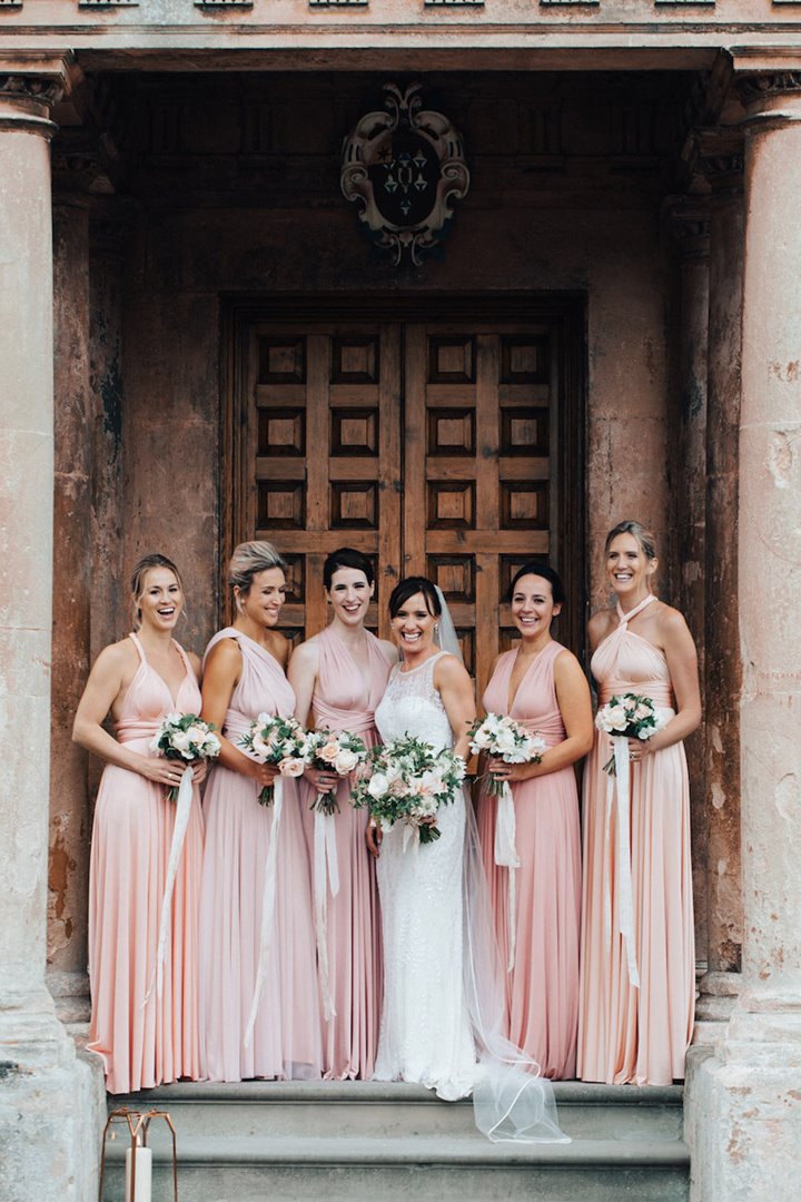 Touches of Blush Pink and a Jenny Packham Dress