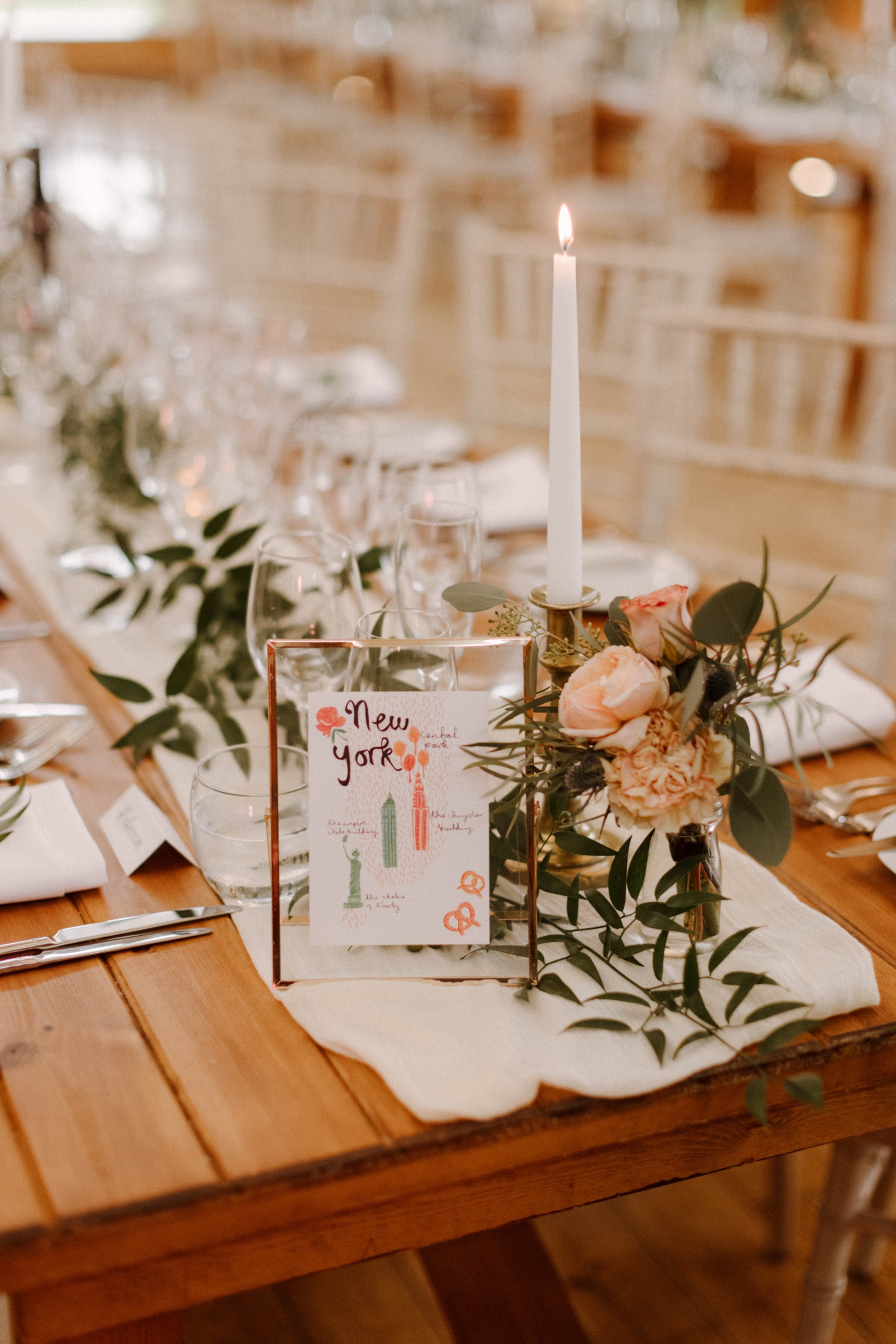 simple and elegant wedding reception table decorations