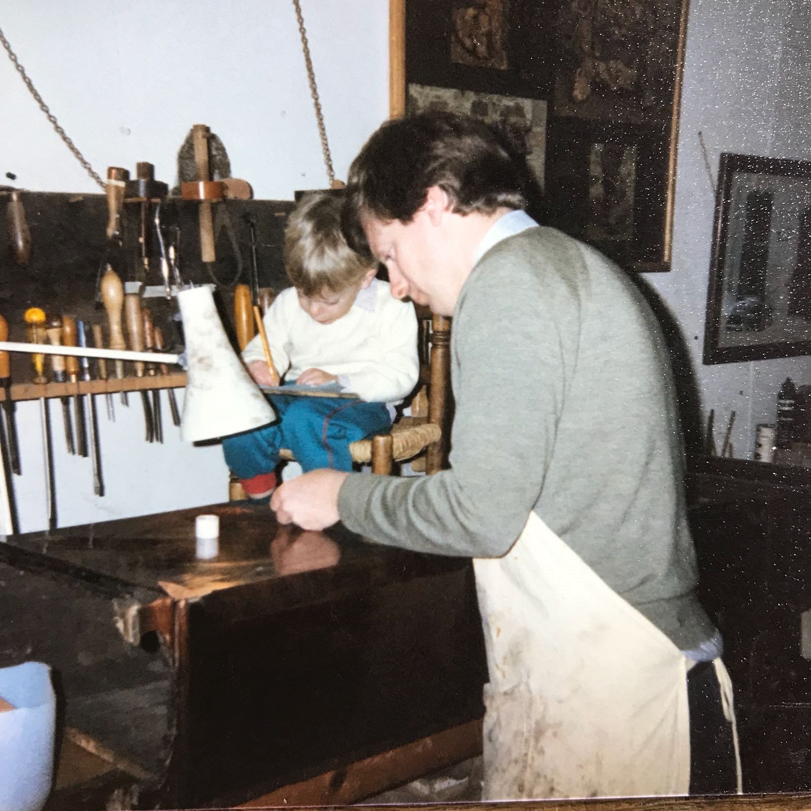 Young Jamie Fraser in his dads workshop