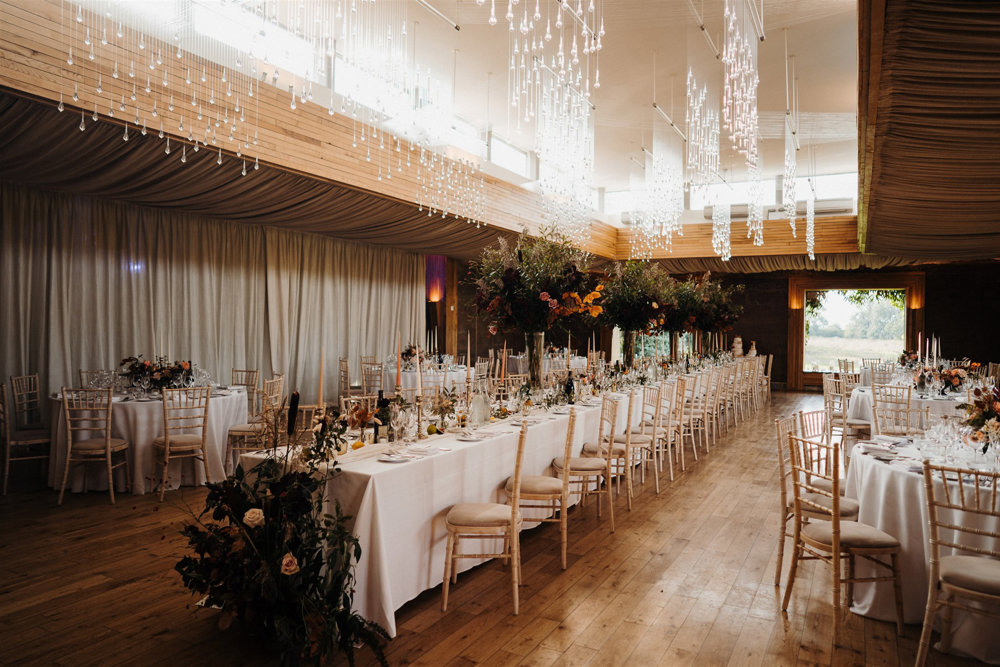 An Autumnal wedding with a touch of Hollywood Glamour