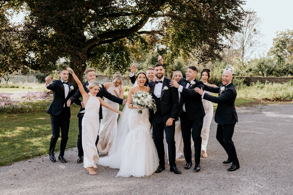 Stunning September Wedding with an Elegant Flair