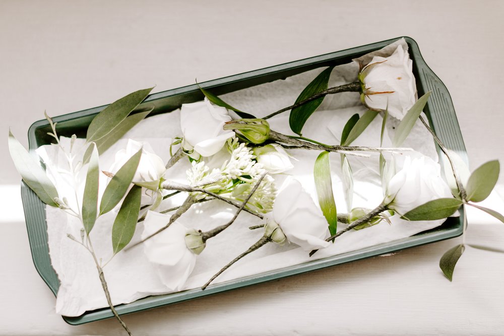 white wedding roses in a box 