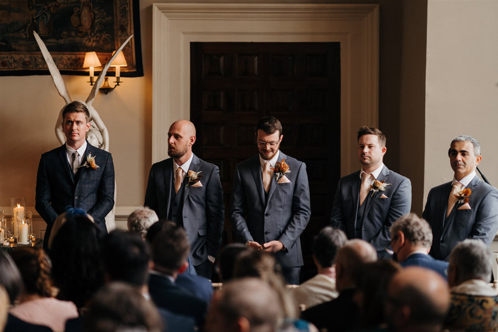 An Autumnal wedding with a touch of Hollywood Glamour