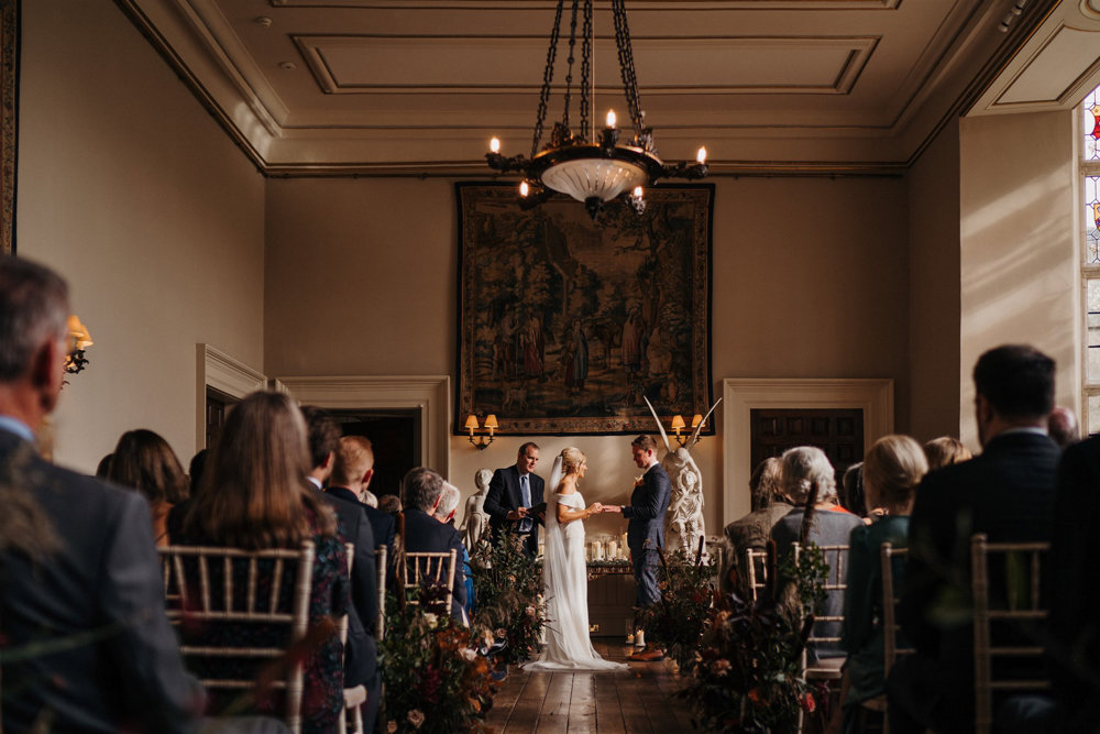 An Autumnal wedding with a touch of Hollywood Glamour