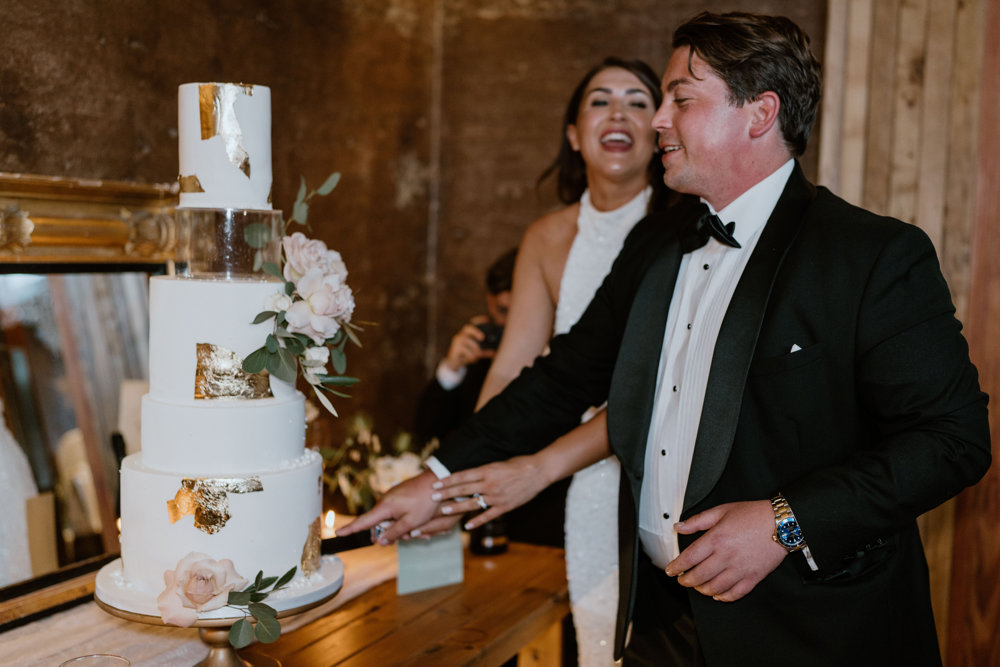 The Mchendrys Photography | White Blooms Bakes