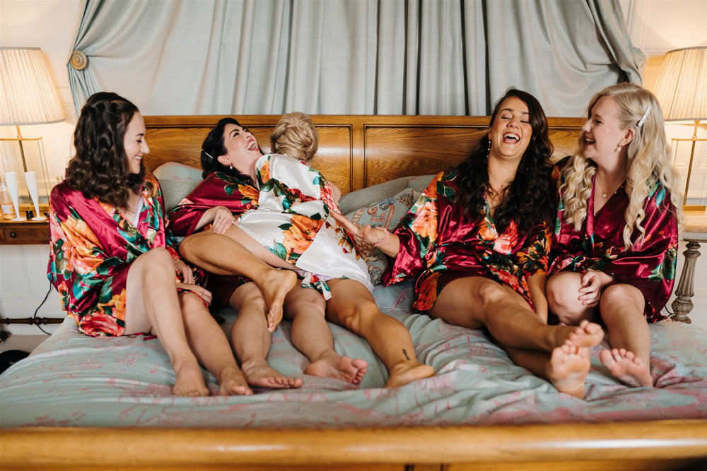 An Autumnal wedding with a touch of Hollywood Glamour