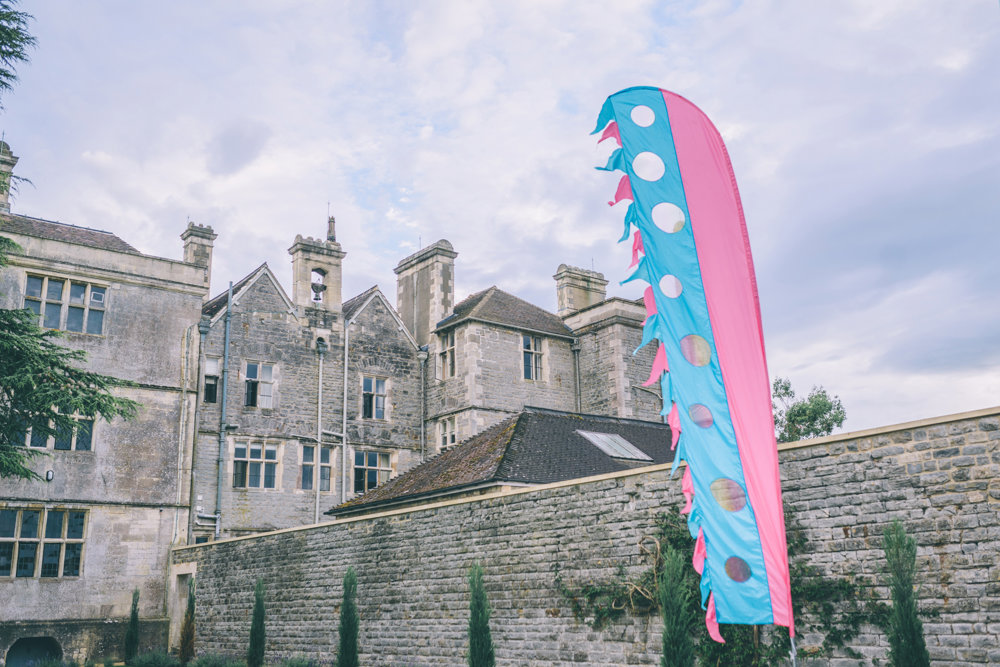 Outdoor weddings are legal!