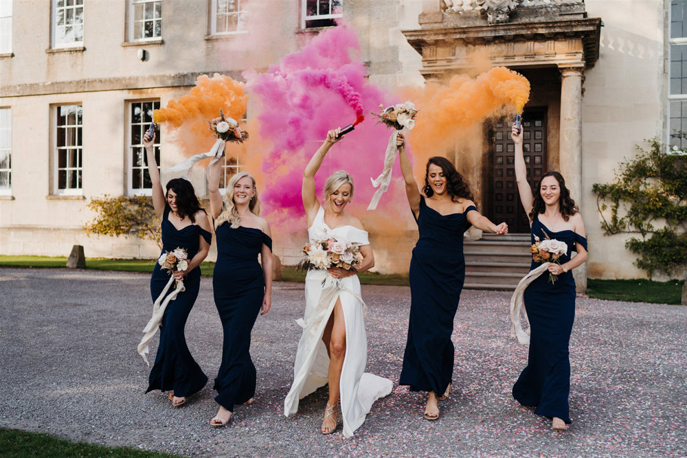 An Autumnal wedding with a touch of Hollywood Glamour