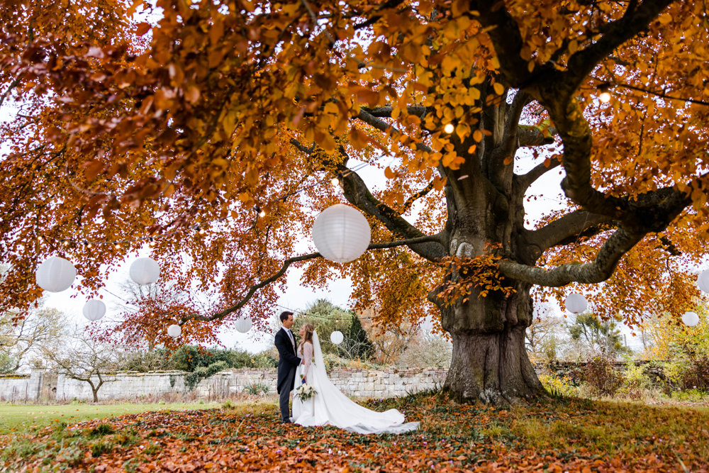 Female wedding photographer in the cotswolds