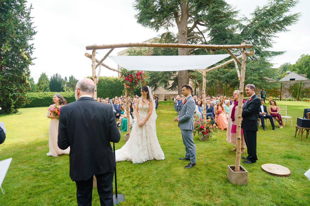 Bright & beautiful Jewish wedding with outdoor ceremony & huge party