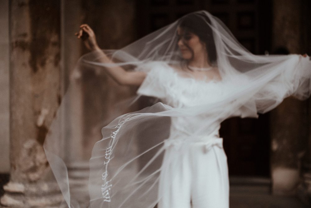 Bridal veil inspiration for moody weddings
