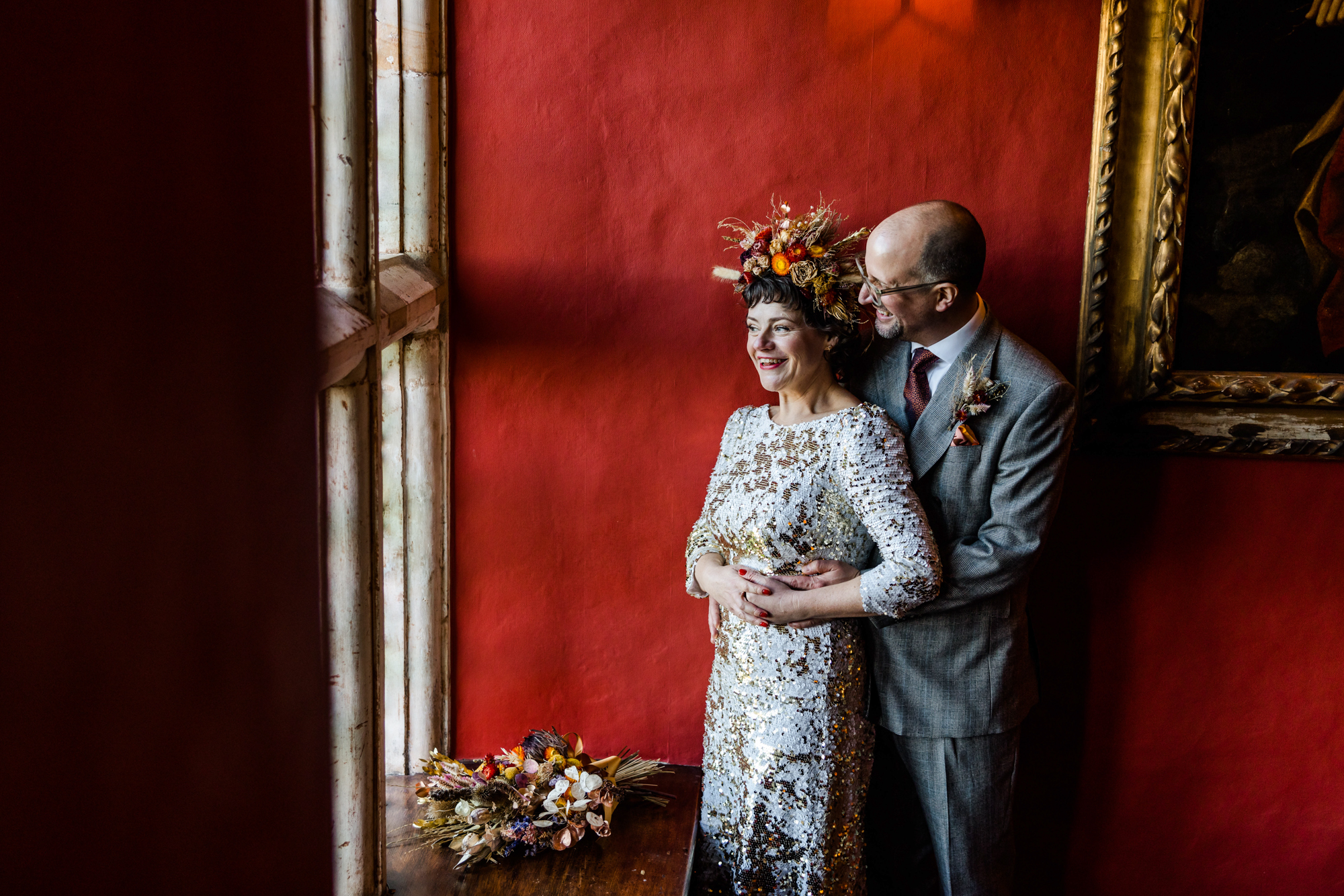 Female wedding photographer in the cotswolds